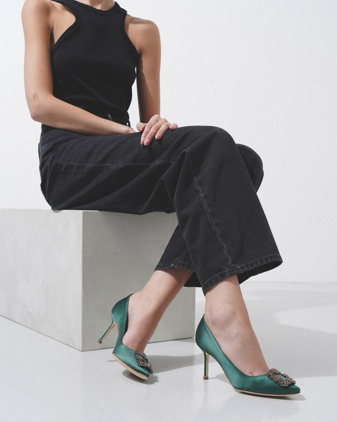 Manolo Blahnik | Hangisi 70 green satin pumps | Savannahs