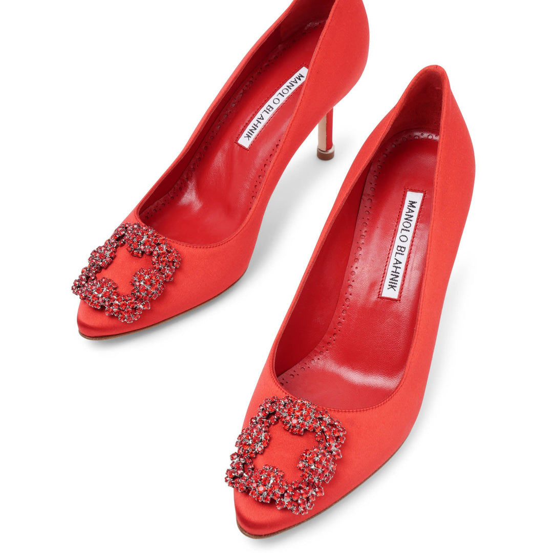 Manolo Blahnik | Hangisi 70 red satin pumps | Savannahs