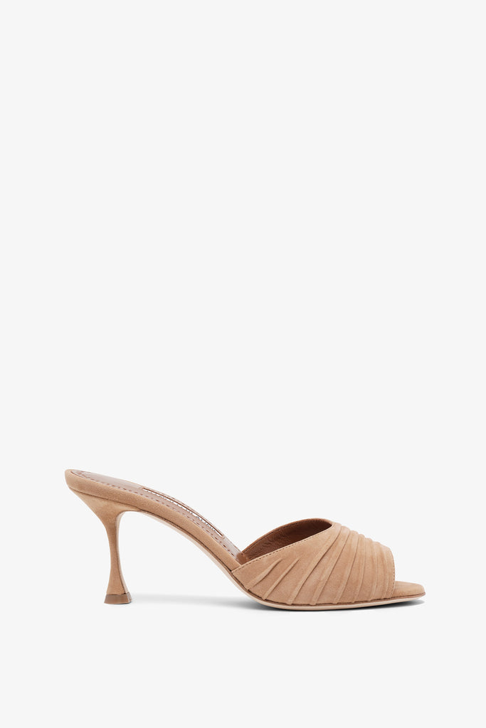 Manolo Blahnik | Pirua 70 beige suede mules | Savannahs