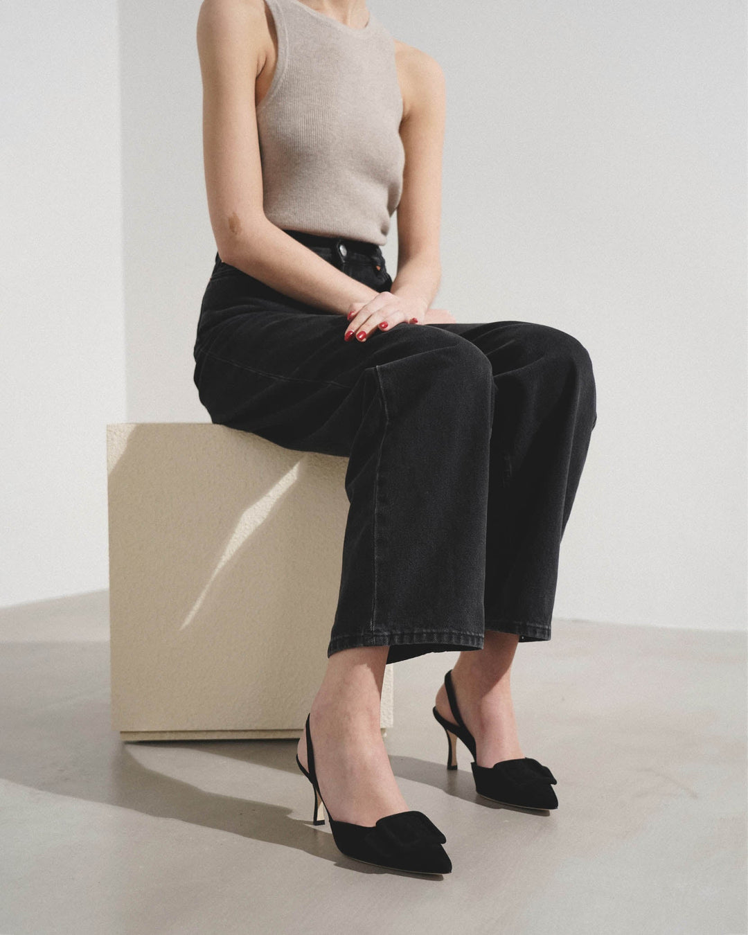 MANOLO BLAHNIK ブラック ハイヒール moana Manolo Blahnik - Khiko Black Nappa Leather Peep Toe Sandal, 90mm