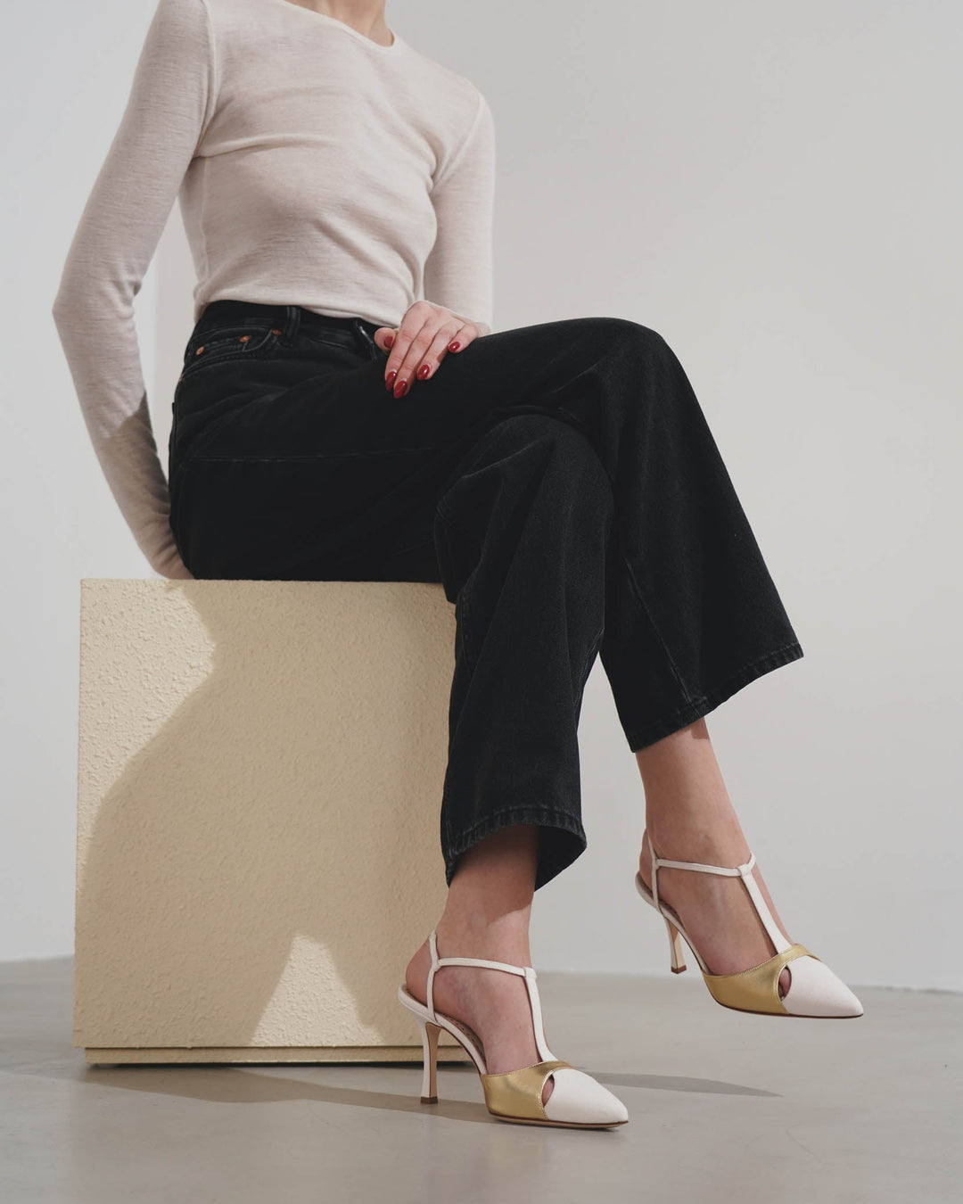直営店 ‐Manolo Blahnik - SALE! TURGIMODHI 90mm ミュール Manolo Blahnik | Turgimodhi 90 ivory and gold pumps | Savannahs