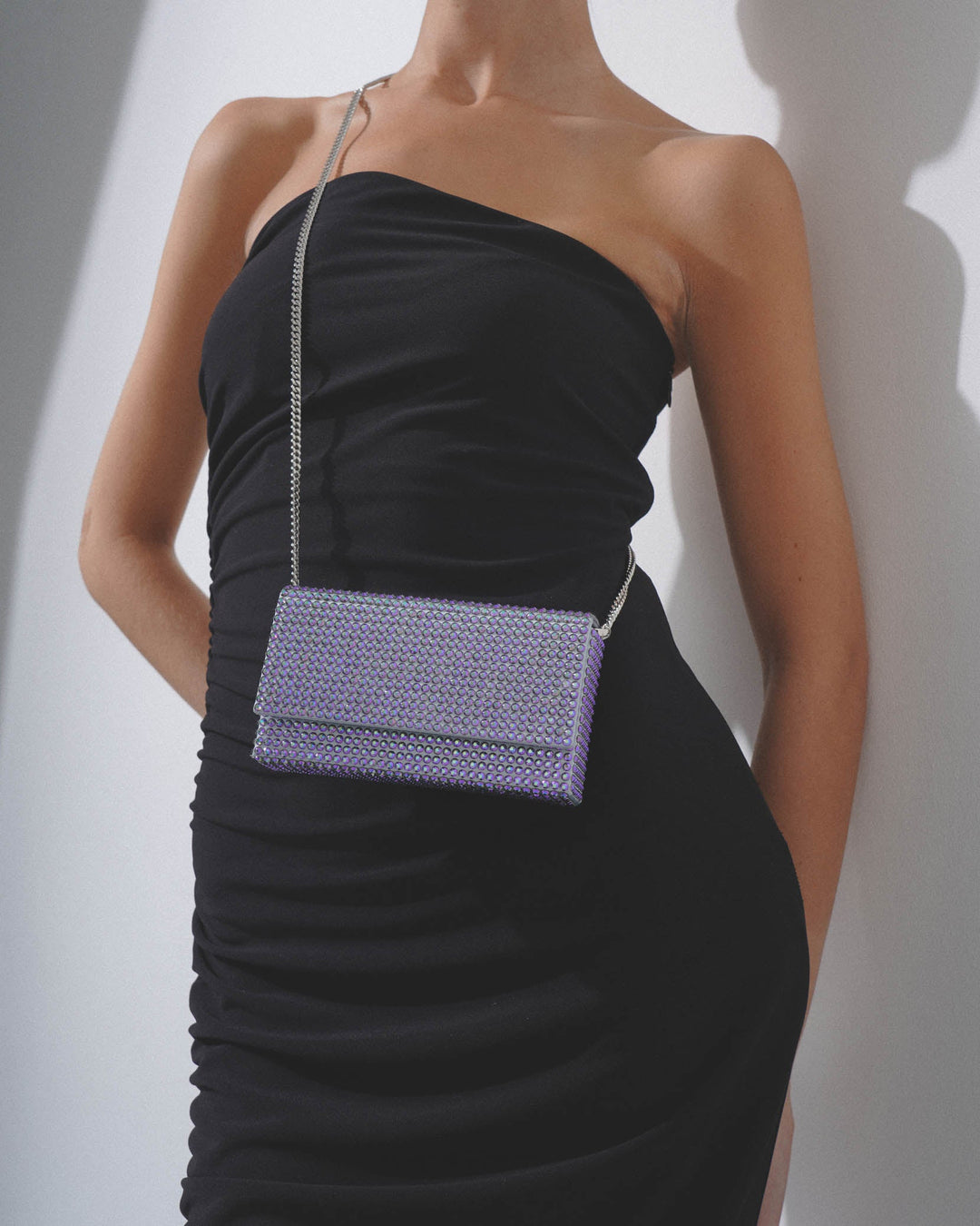 AMINA MUADDI クラッチバッグ パープル系 Amina Muaddi | Superamini paloma purple crystal clutch