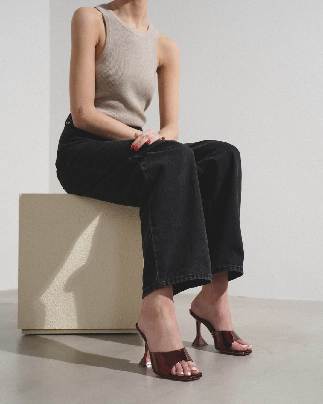 【関税&送料込】Amina Muaddi Lena Sandals In Patent Leather Lena 90 PVC and patent leather sandals in black - Amina