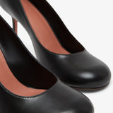 Iris 95 black leather pumps