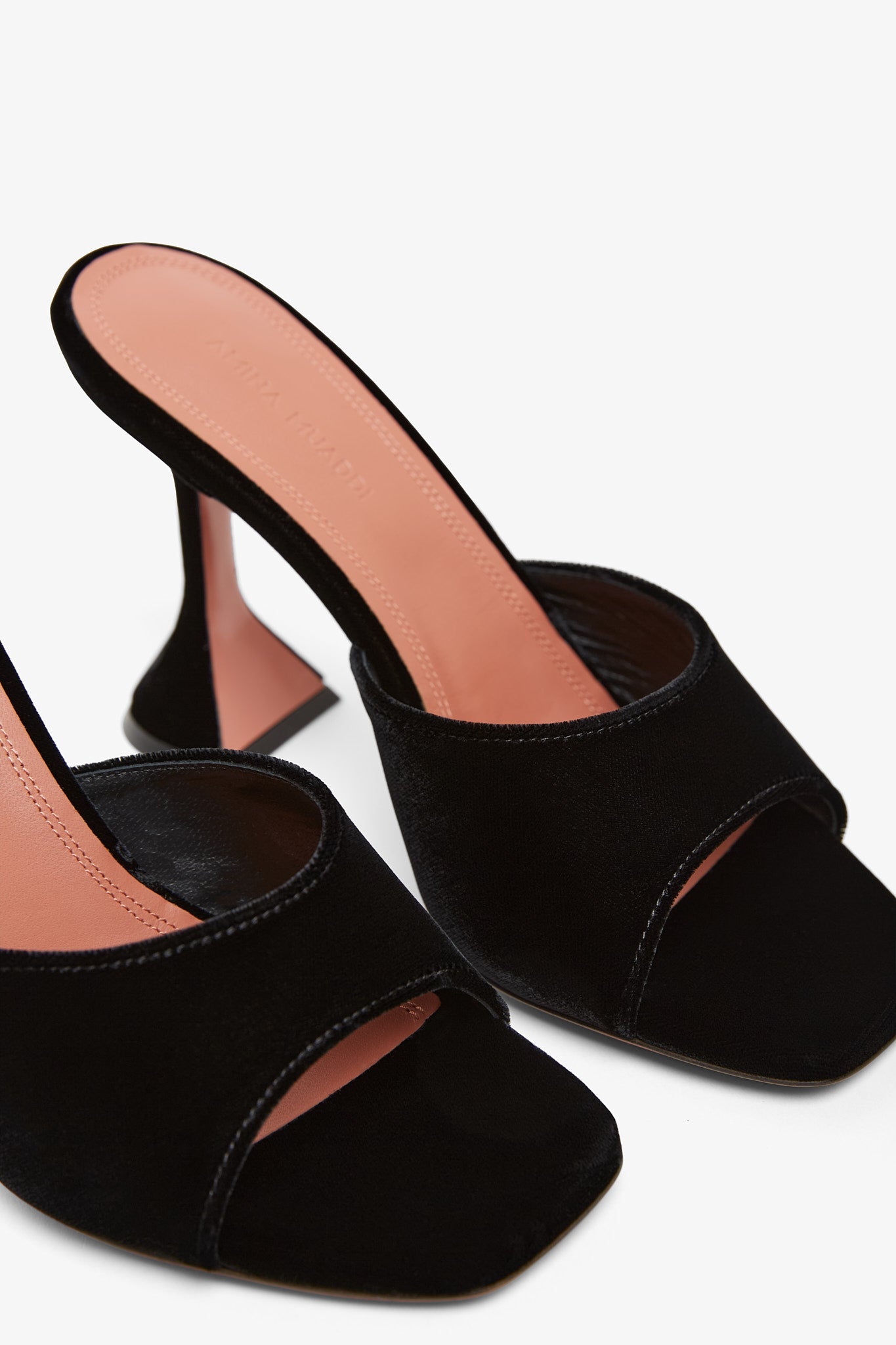 Lupita 95 black velvet mules