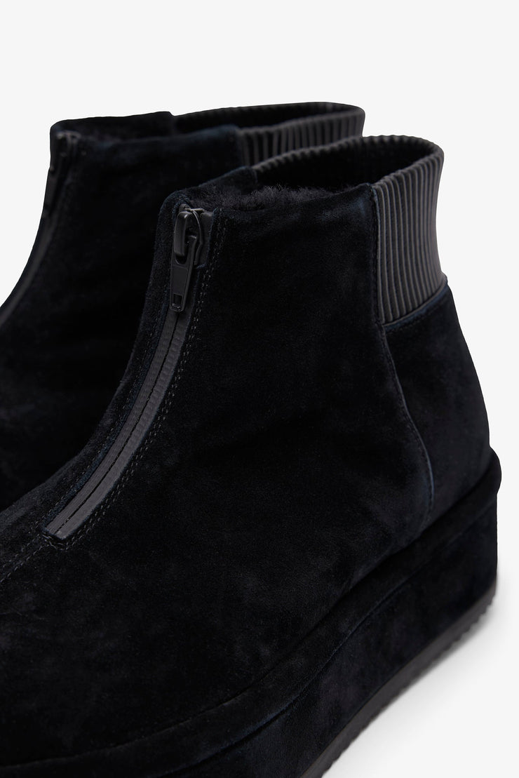 Bumper black booties