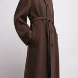 Curve brown shoulder coat
