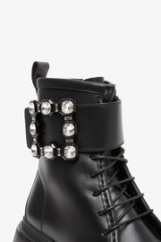 Wallaviv black leather boots