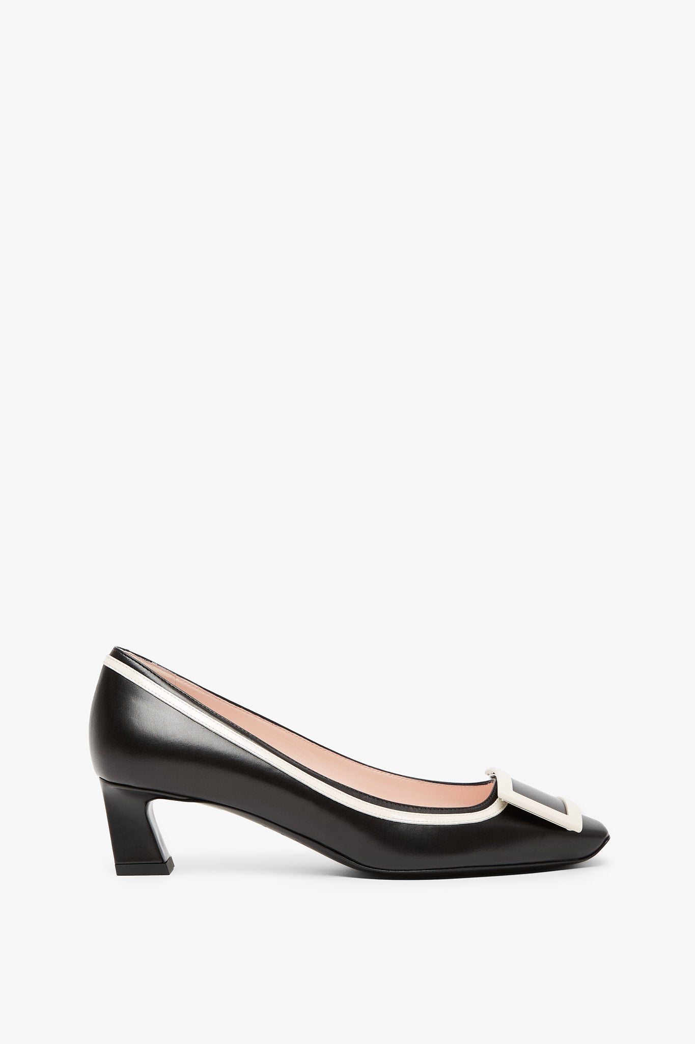 パンプス Roger Vivier FW25 DEC.TROMPETTE T.45 (RVW44815280NK0 B999) Trompette Pumps in leather Black Woman RVW44815280NK042B999