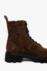 Viv Rangers lace up boots