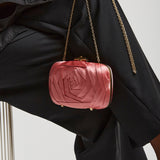 Boite de nuit rose clutch
