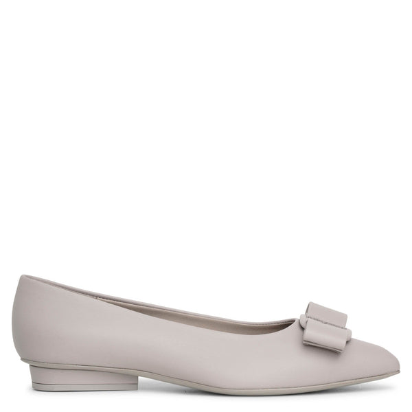 Ferragamo | Viva grey leather flats | Savannahs