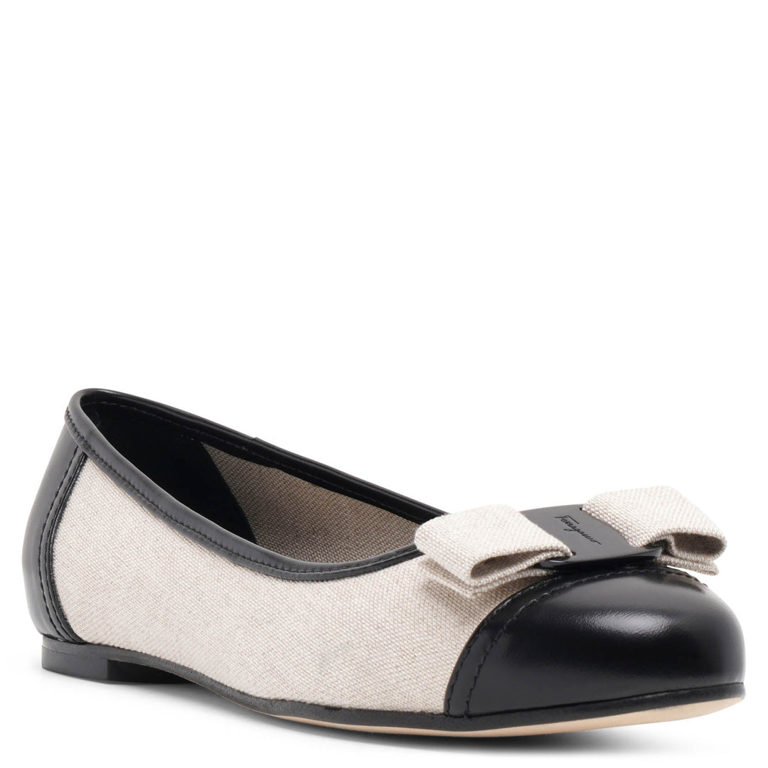 Salvatore Ferragamo VARINA ヴァリナ　エナメル　黒 Varina patent leather ballet flats in black - Ferragamo