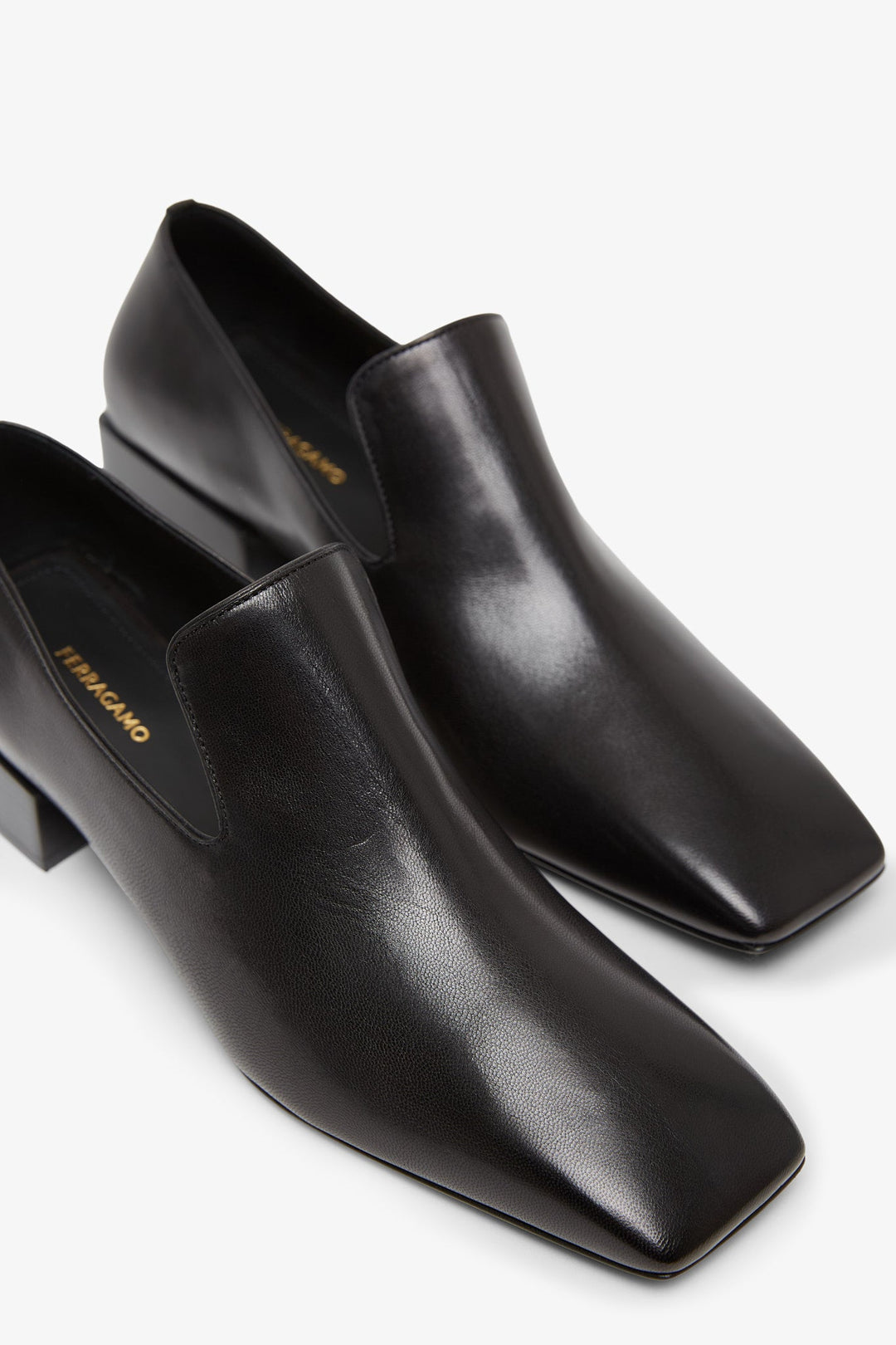 エレガント ★ FERRAGAMO Carmelita black flats Ferragamo | Carmelita black flats | Savannahs