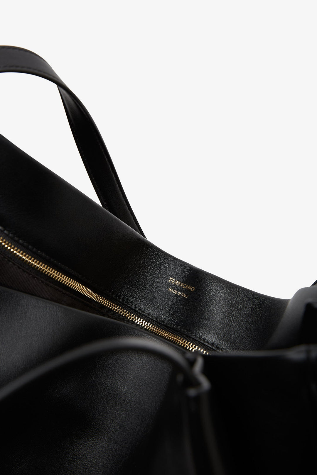 【関税&送料込】Ferragamo Large Black Leather Tote Bag Ferragamo Large Leather Tote Bag | Neiman Marcus