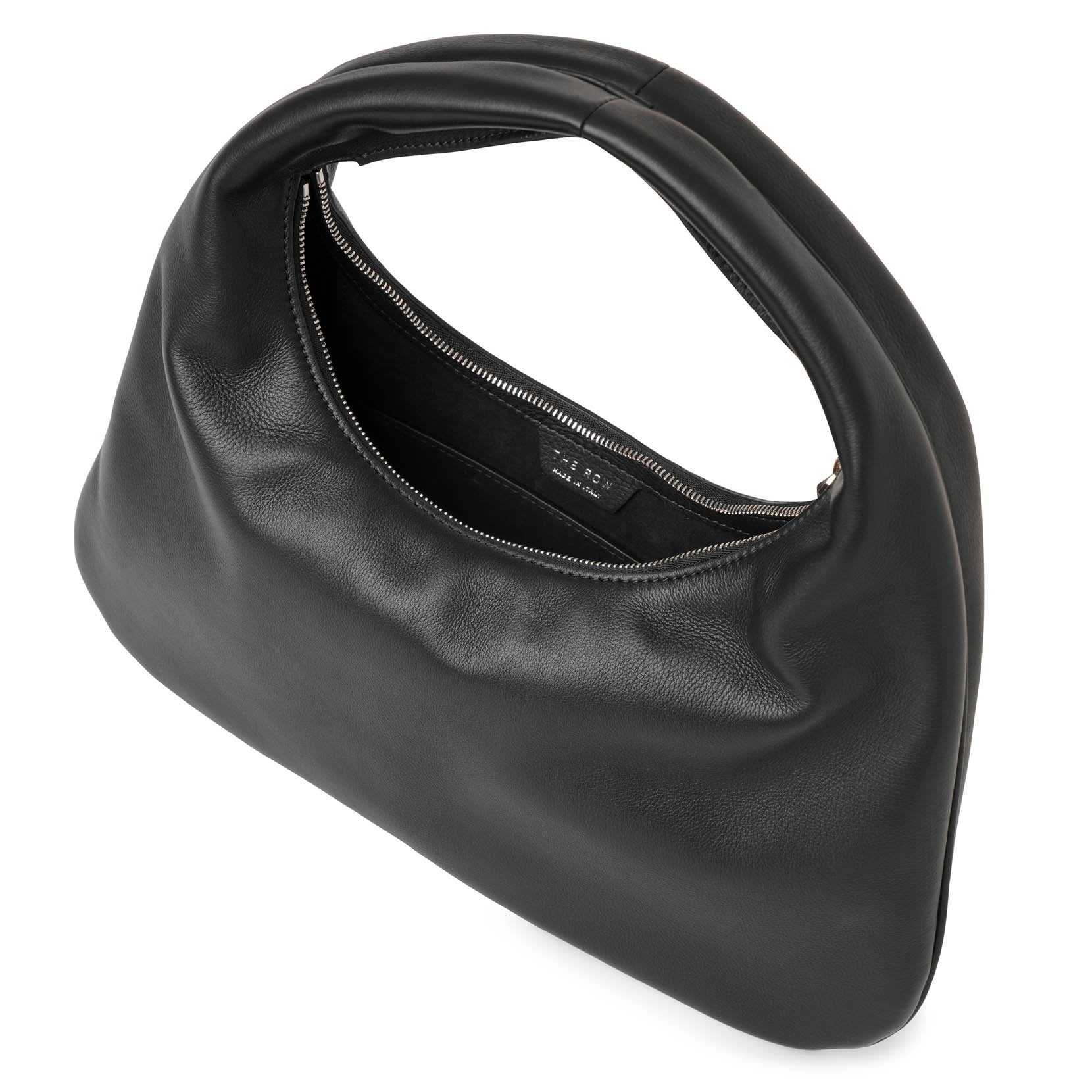美品　THE ROW EVERYDAY SMALL BAG The Row | Everyday Small black leather shoulder bag | Savannahs