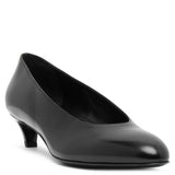 New almond black pumps