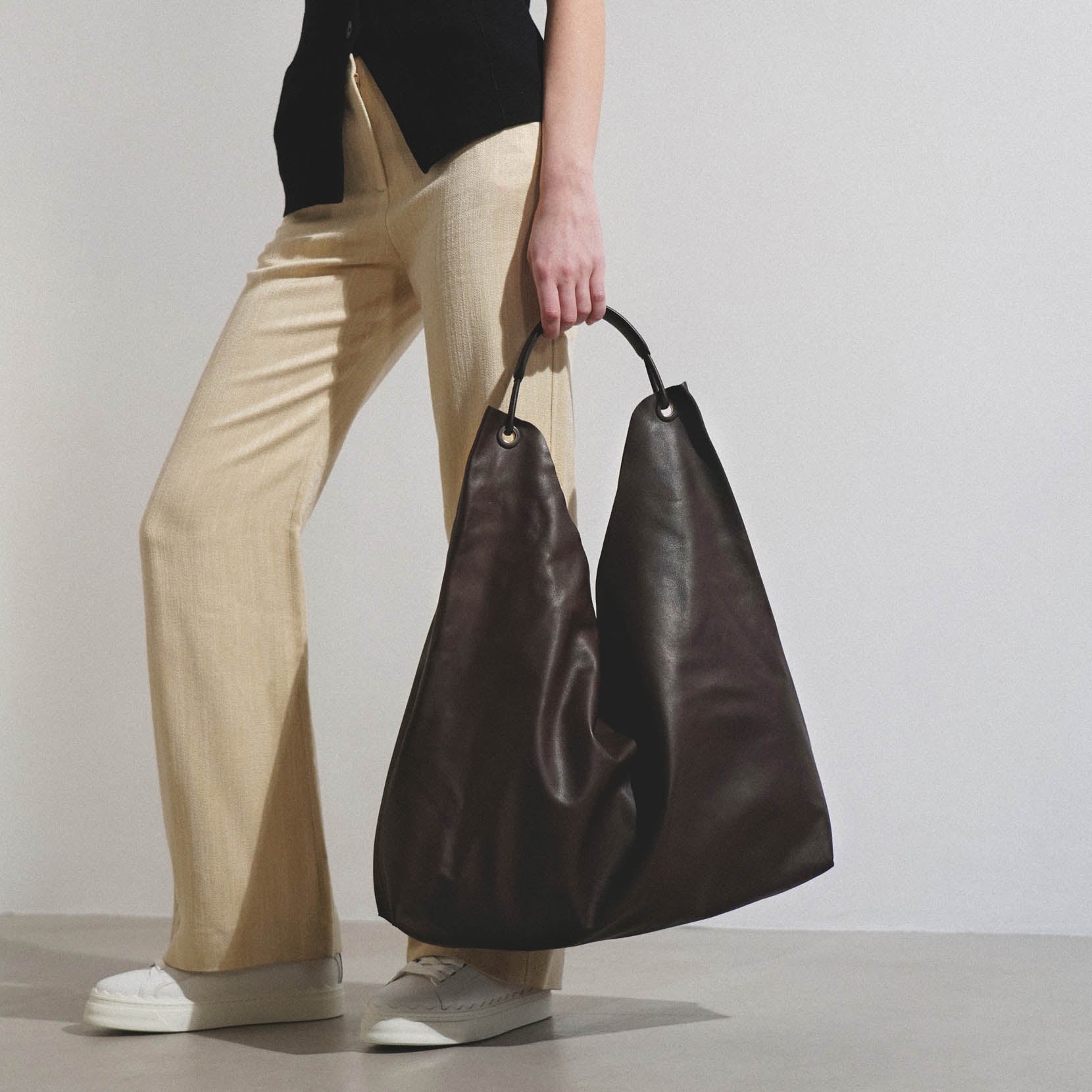 The Row | Bindle 3 dark brown shoulder bag | Savannahs