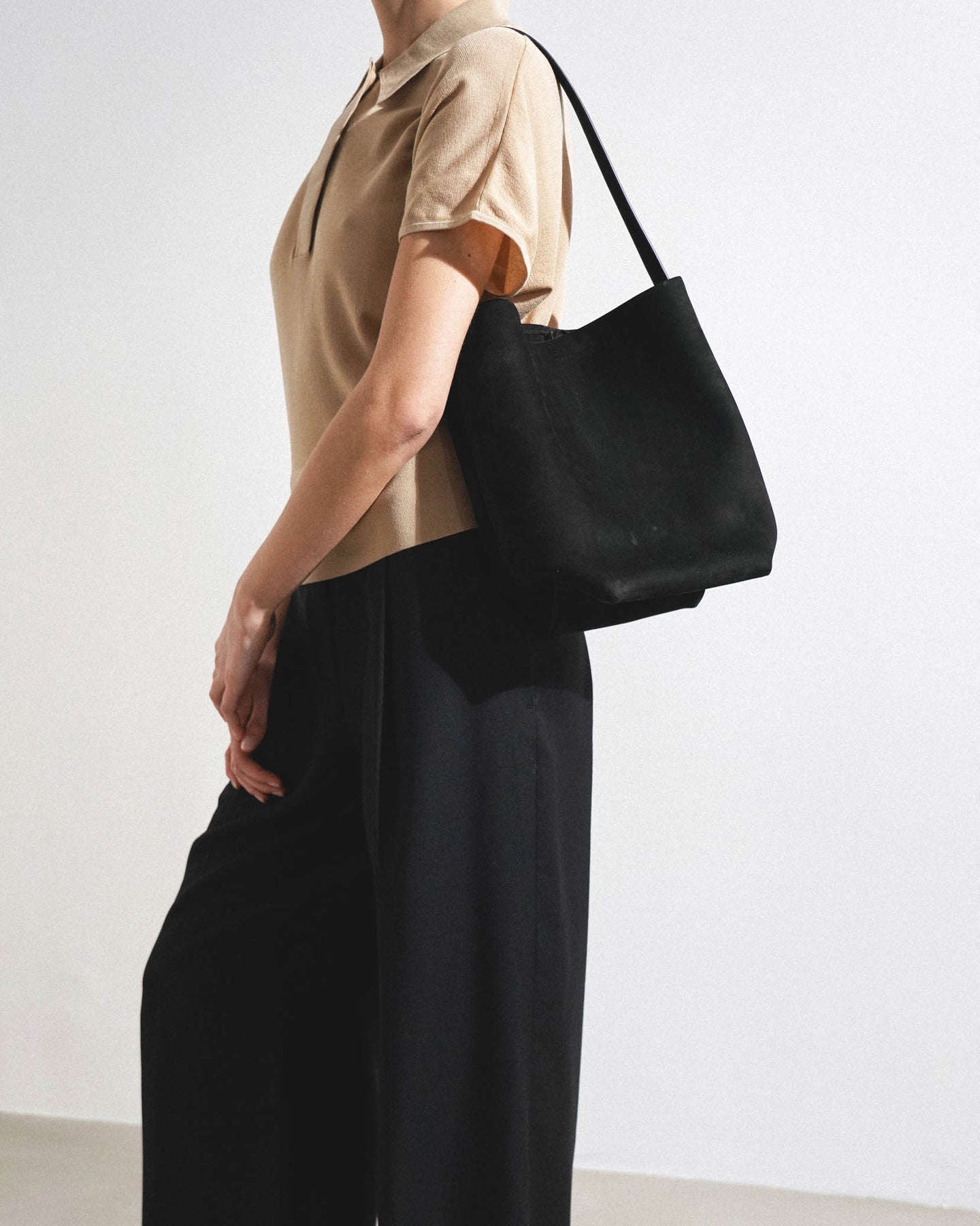Shop The Row Medium N/s Black Nubuck Tote Bag