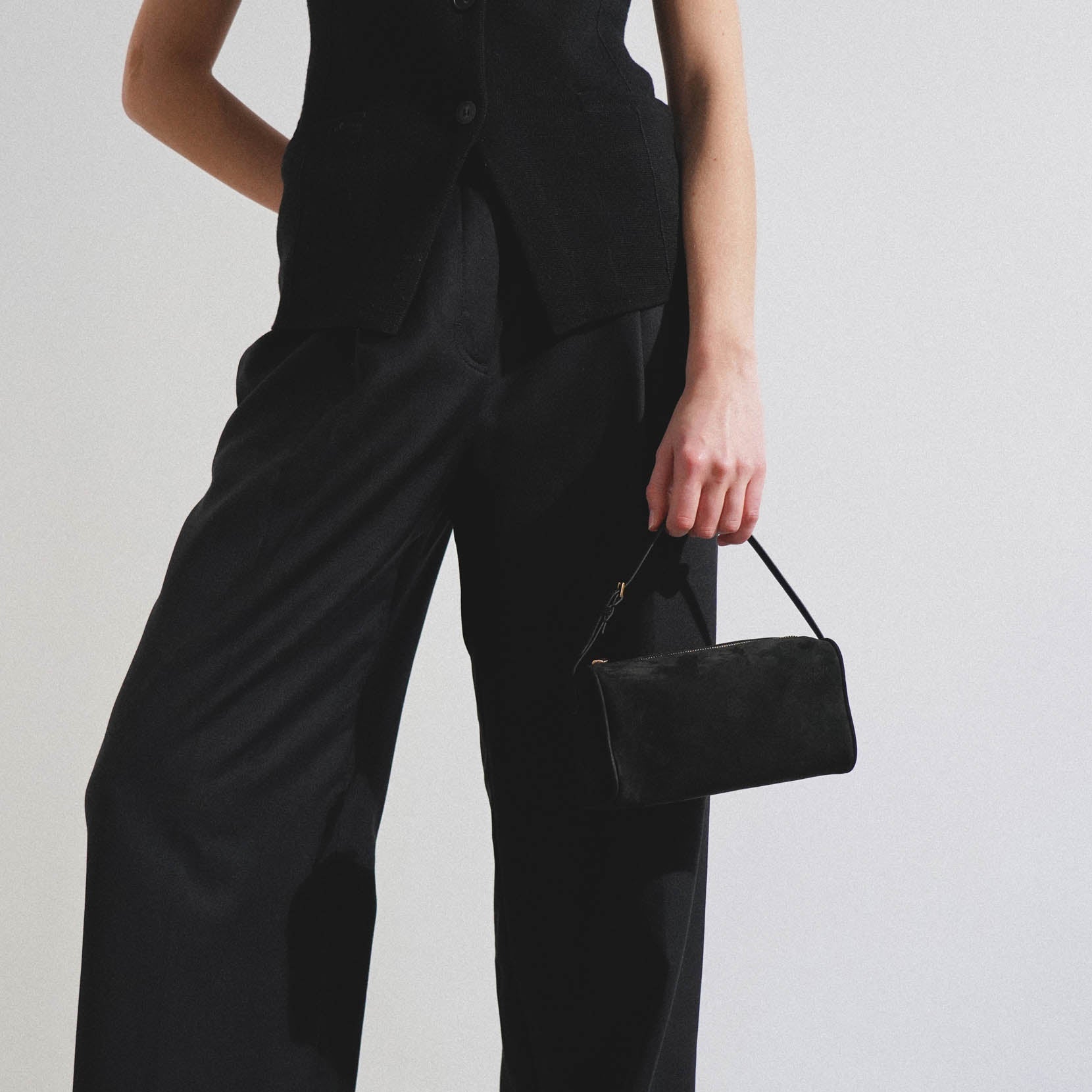 THE ROW 90’s BAG ブラック The Row Black Grained Calfskin 90's Bag – MILNY PARLON