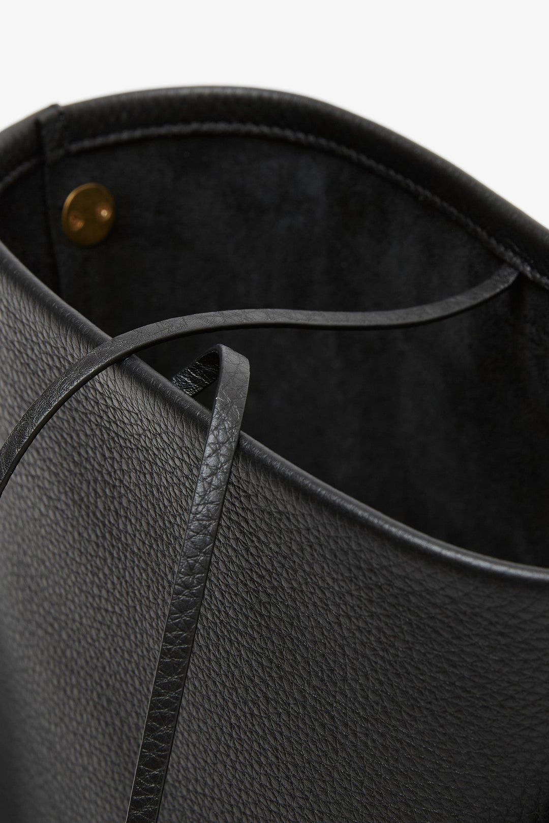 The Row | Small NS hook black tote bag | Savannahs