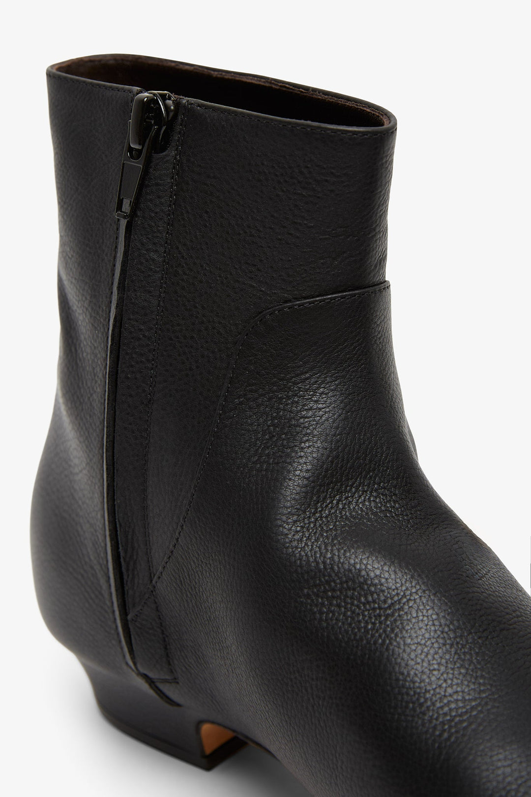 ショートブーツ・ブーティ THE ROW Awar 25 leather ankle boots The Row | Awar 25 black ankle boots | Savannahs