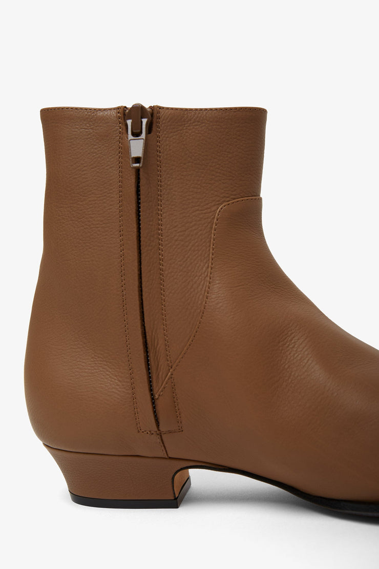 Awar 25 beige ankle boots