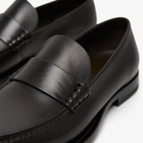 Novus black leather moccasin