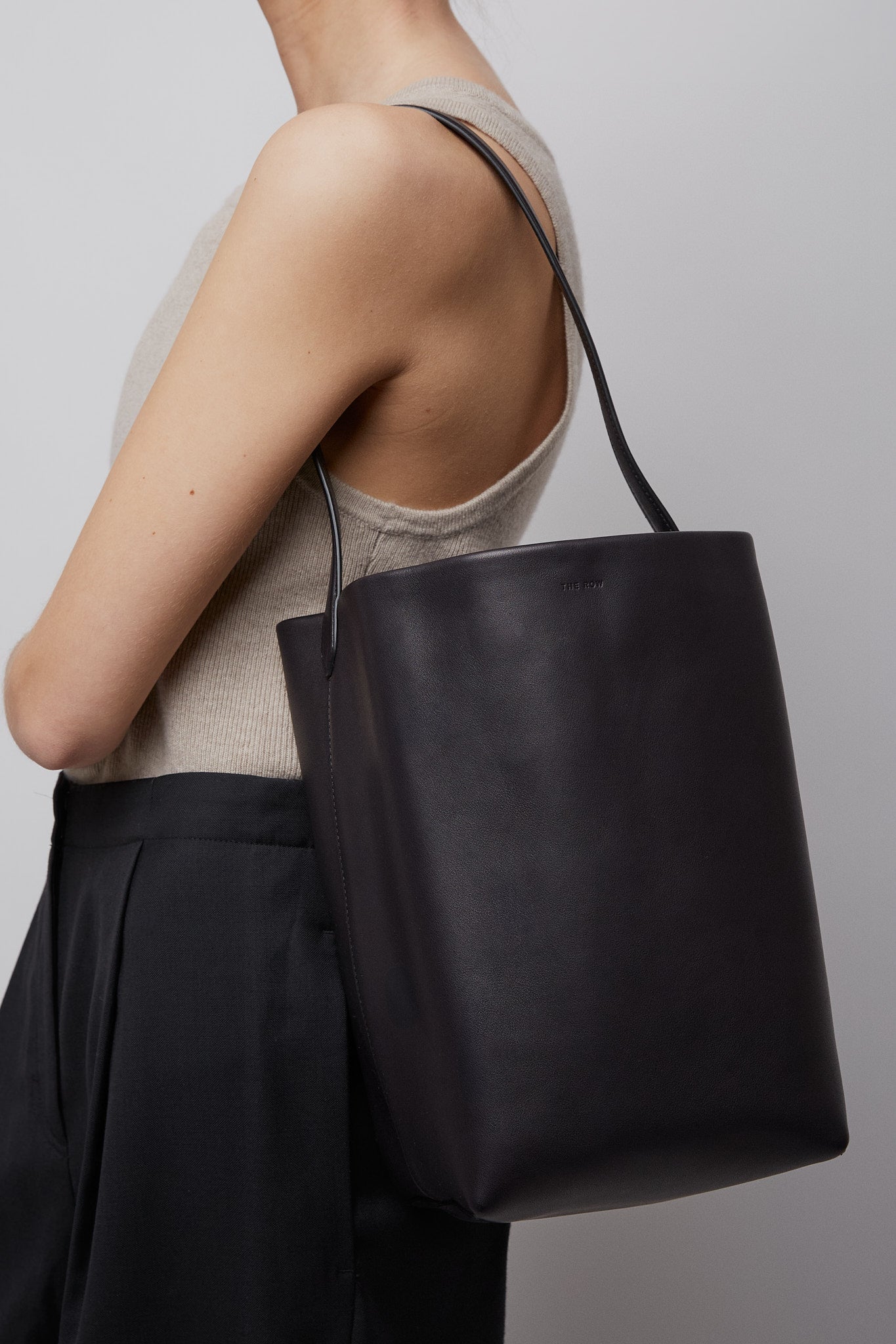 The Row | Medium N/S black park tote bag | Savannahs