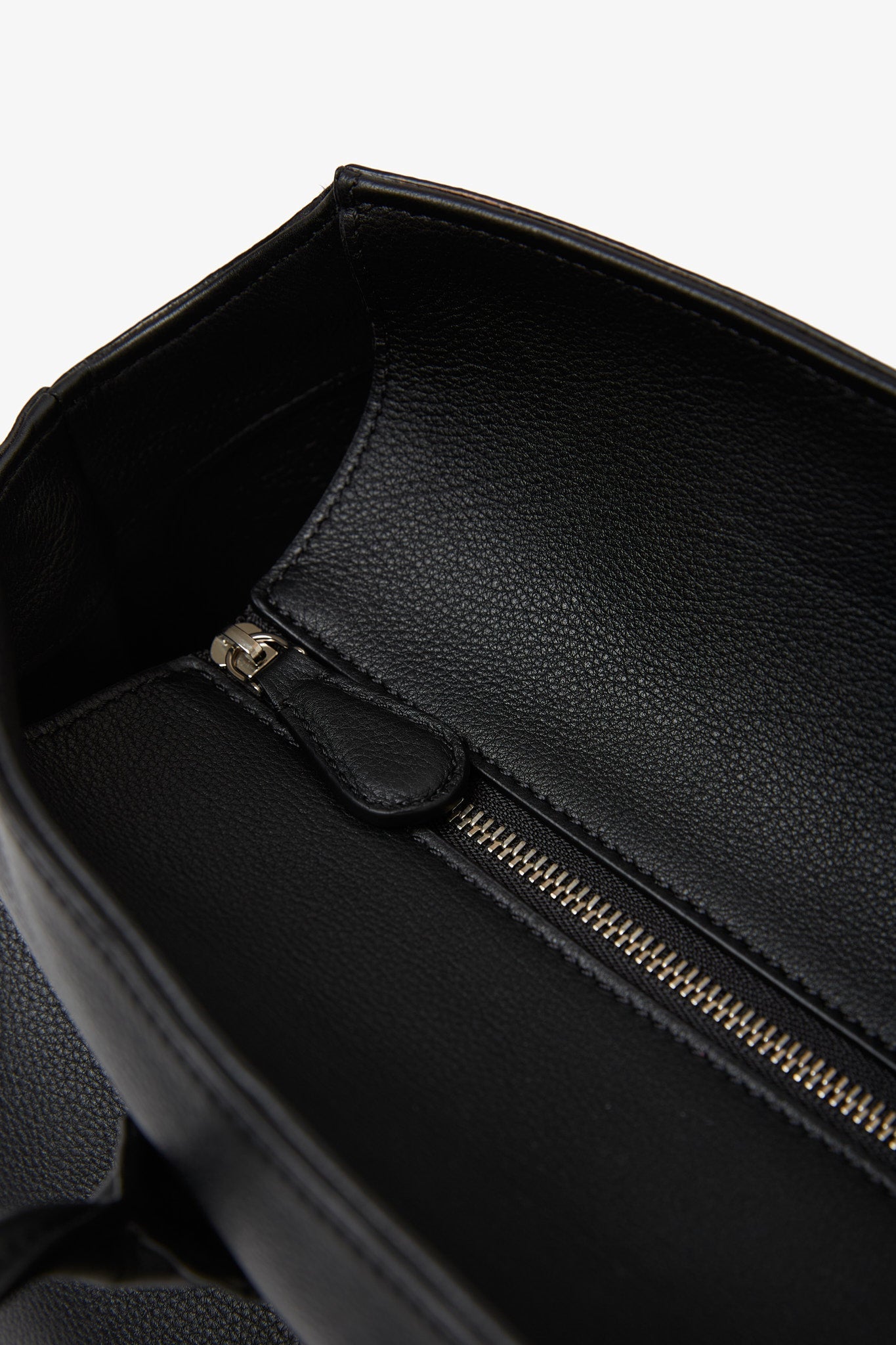 The Row | Terrasse black bag | Savannahs