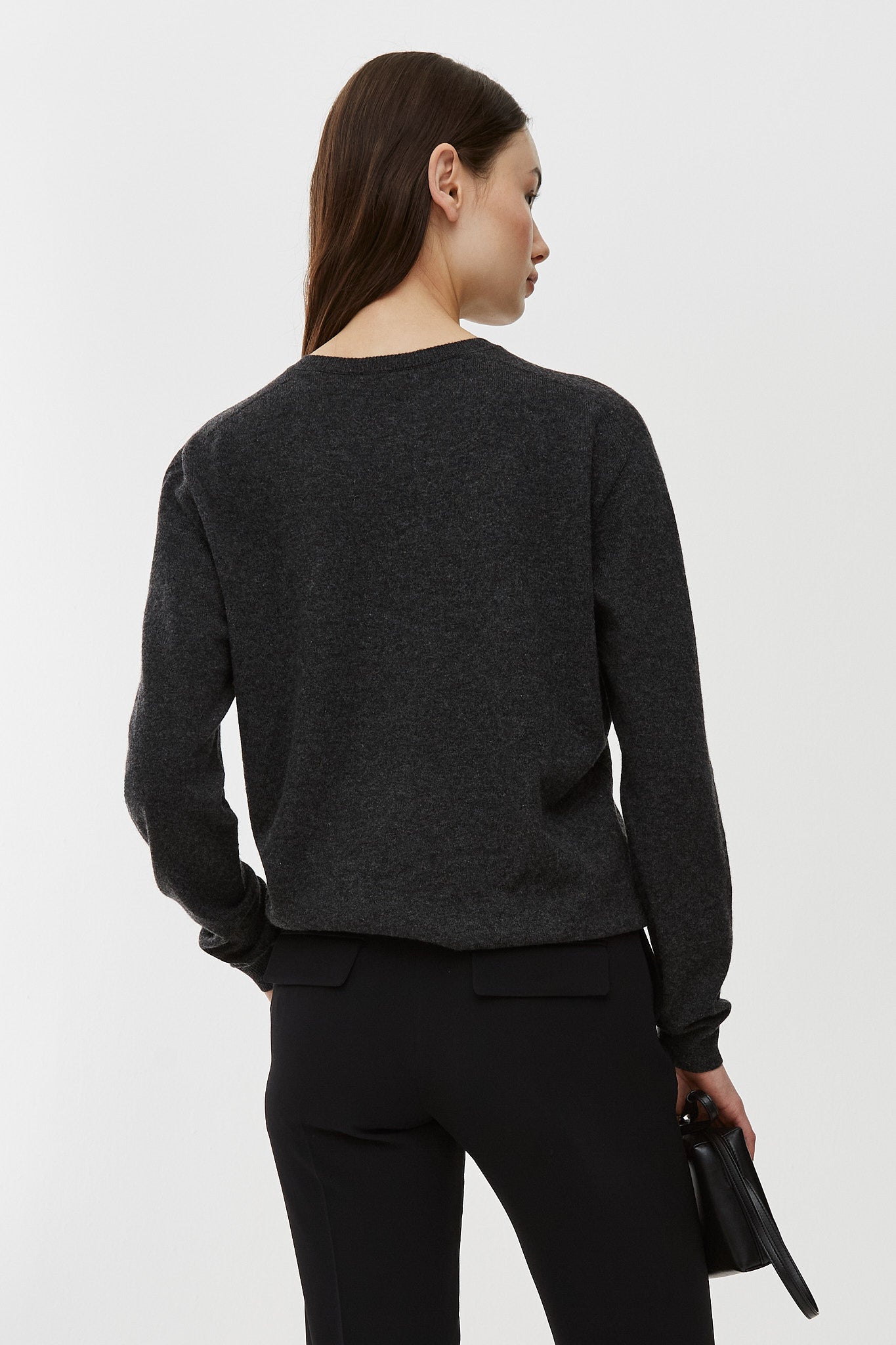 Isaora grey cashmere sweater