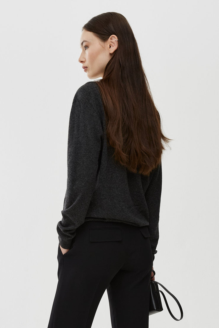 Isaora grey cashmere sweater