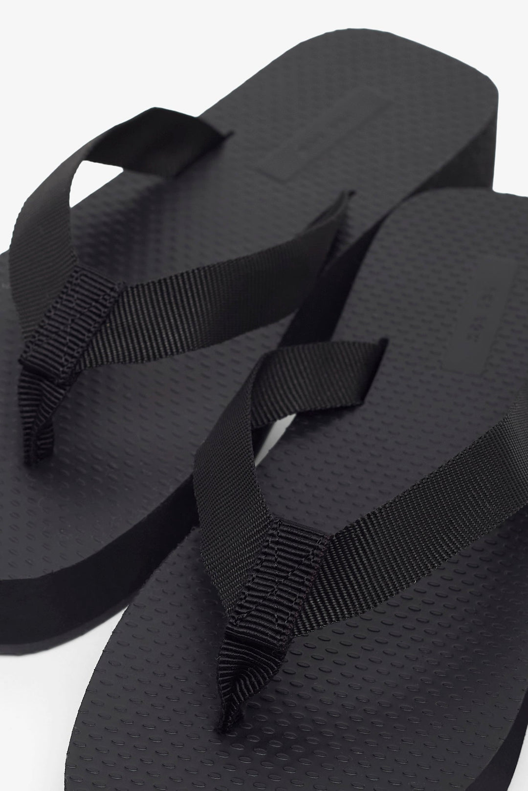 夏の装い★THE ROW Dune platform sandals Dune platform thong sandals in black - The Row | Mytheresa