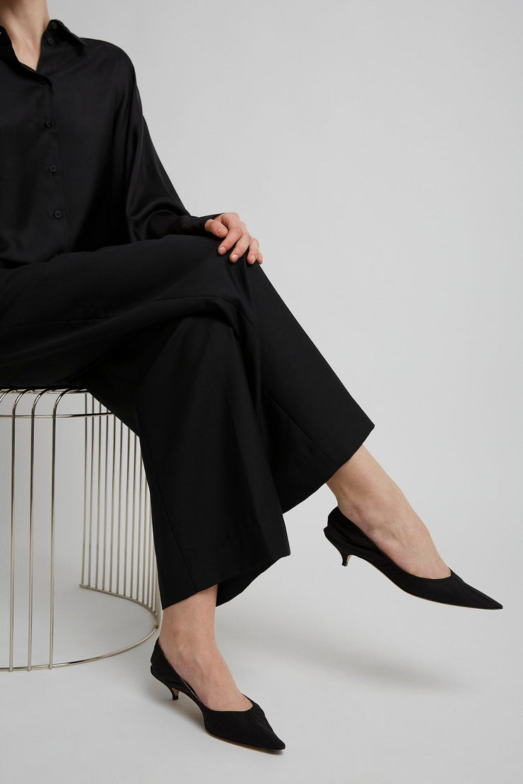 Liisa black kitten pumps