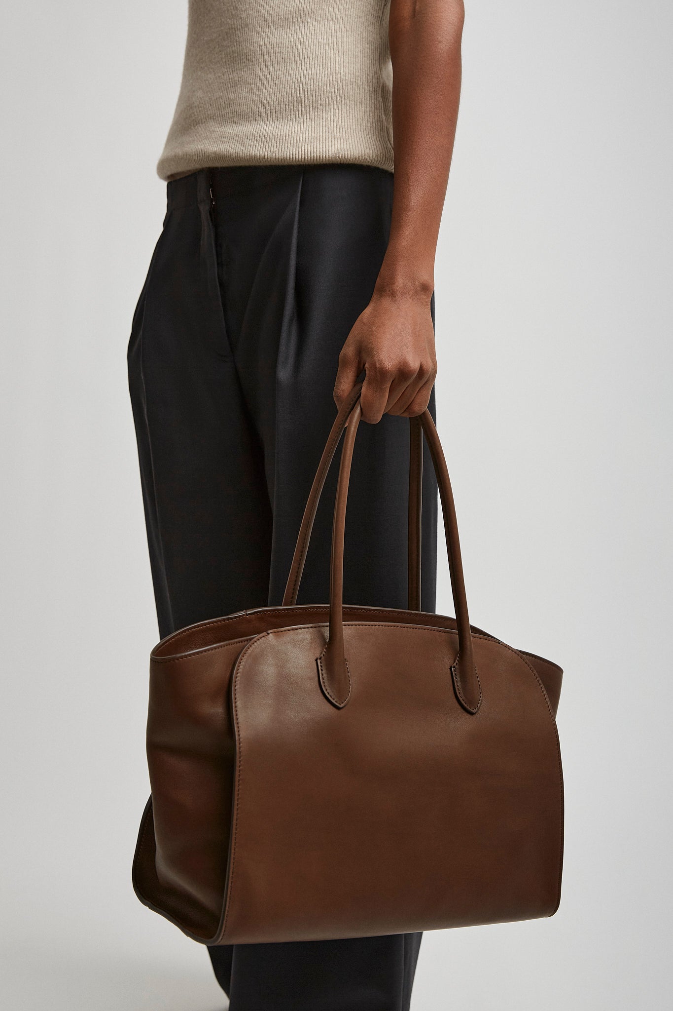 Marlo 14 dark brown tote bag