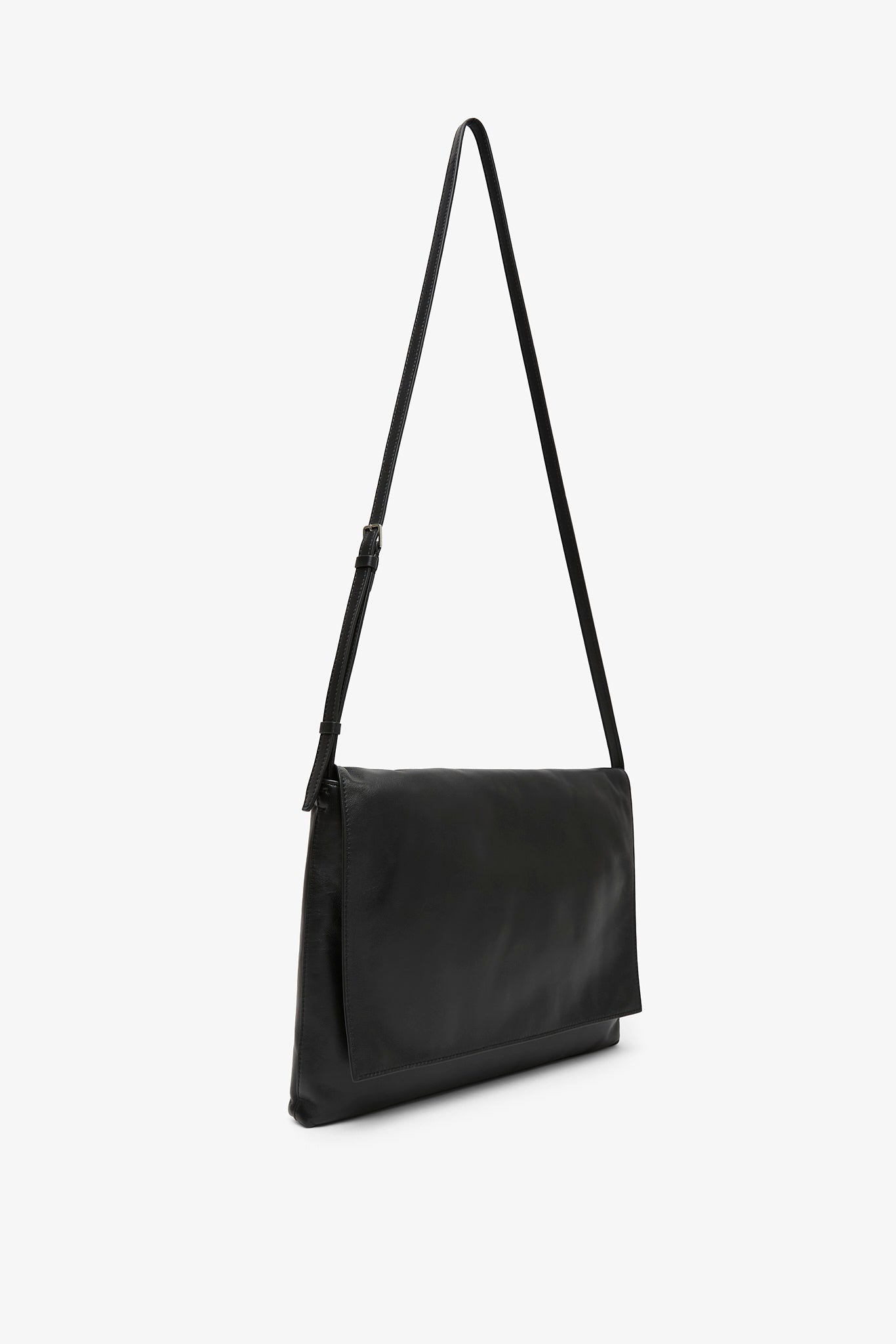 Nan black leather messenger bag