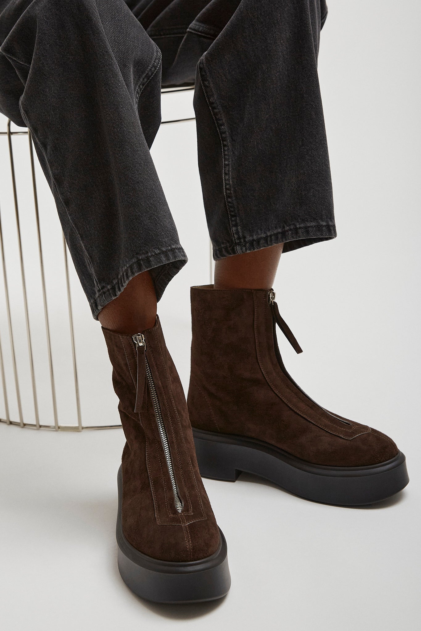 Zipped Boot 1 suede ankle boots