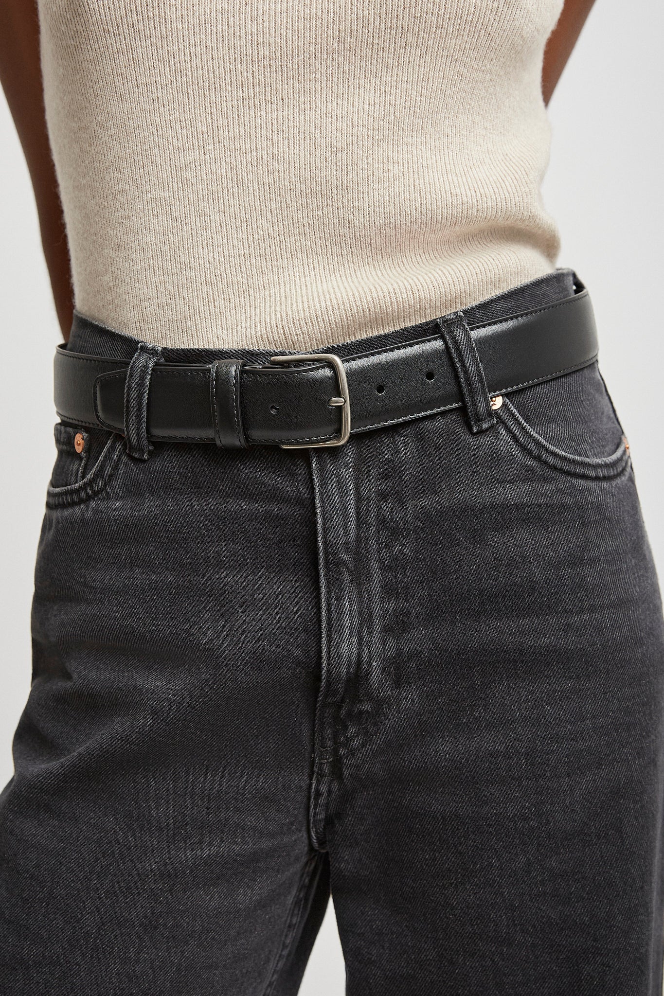 Maxi Classic black leather belt
