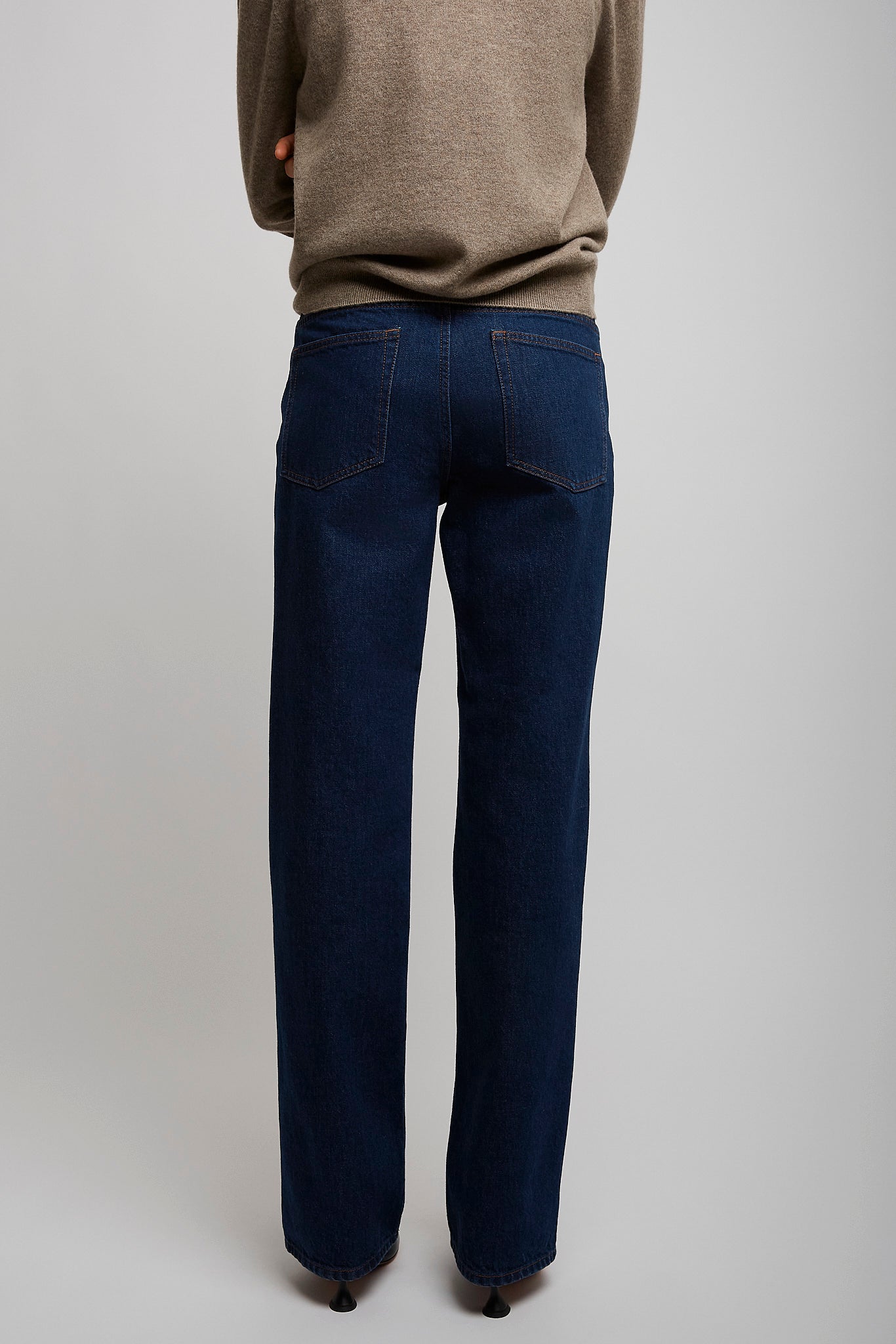 Carlyl straight leg jeans