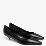 Liisa Kitten Two black pumps