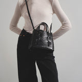 Mina 20 vienne vague black leather tote bag