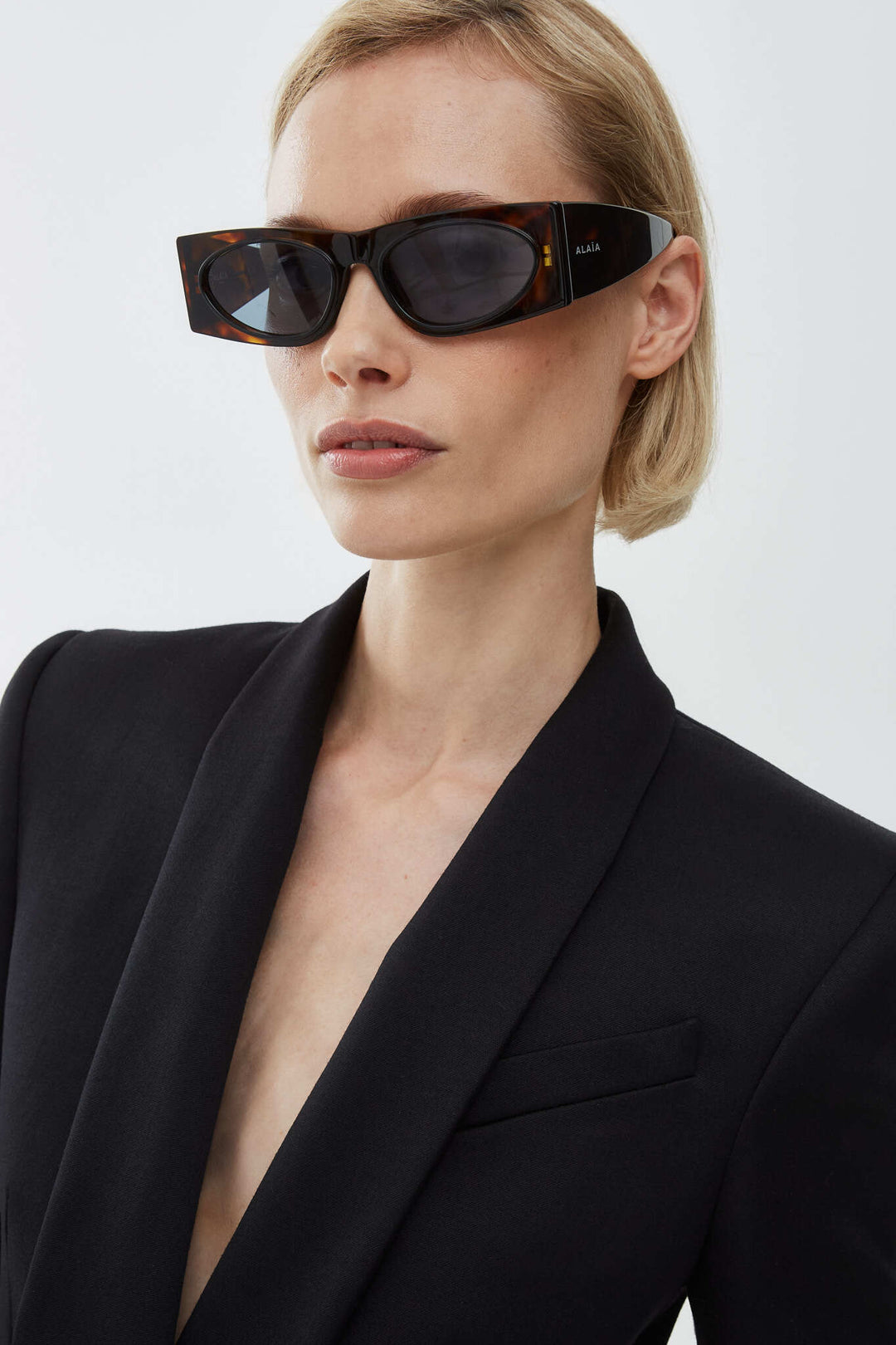 Alaïa | Cat Eye 85 brown sunglasses | Savannahs