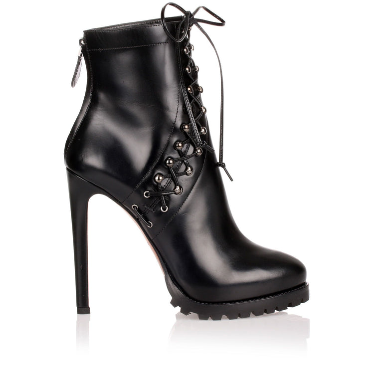 Ala a Black leather lace up ankle boot Savannahs