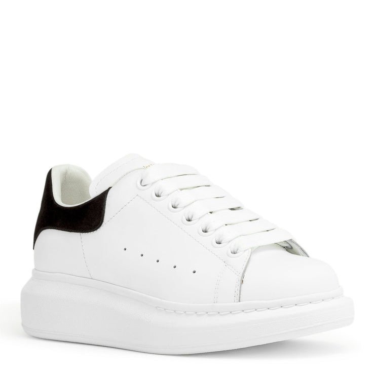Alexander McQueen | White and black classic sneakers | Savannahs