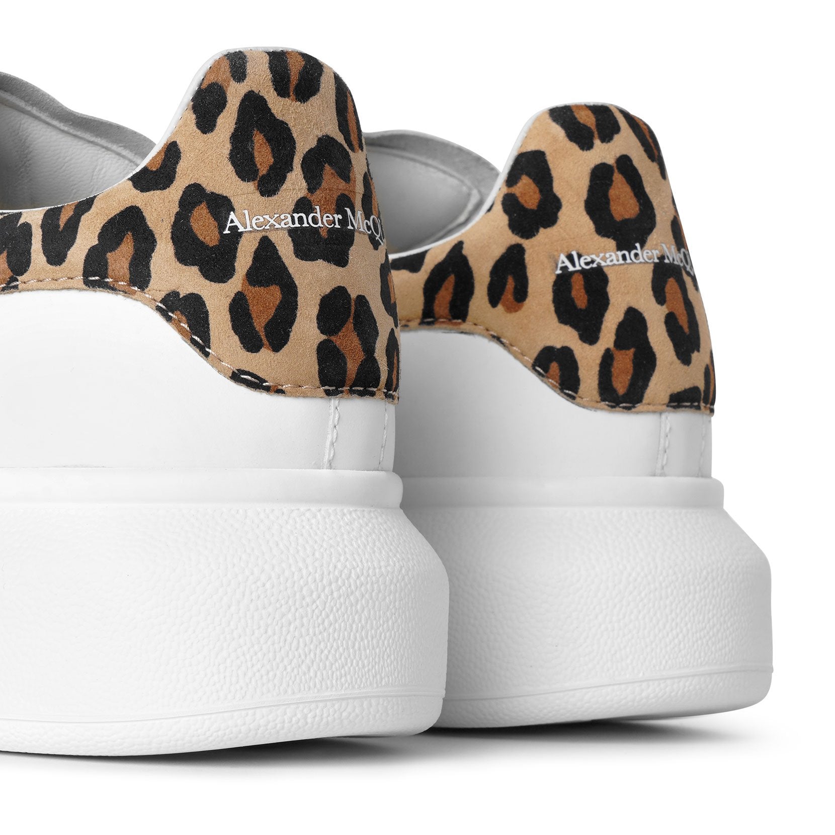 White and leopard suede classic sneakers