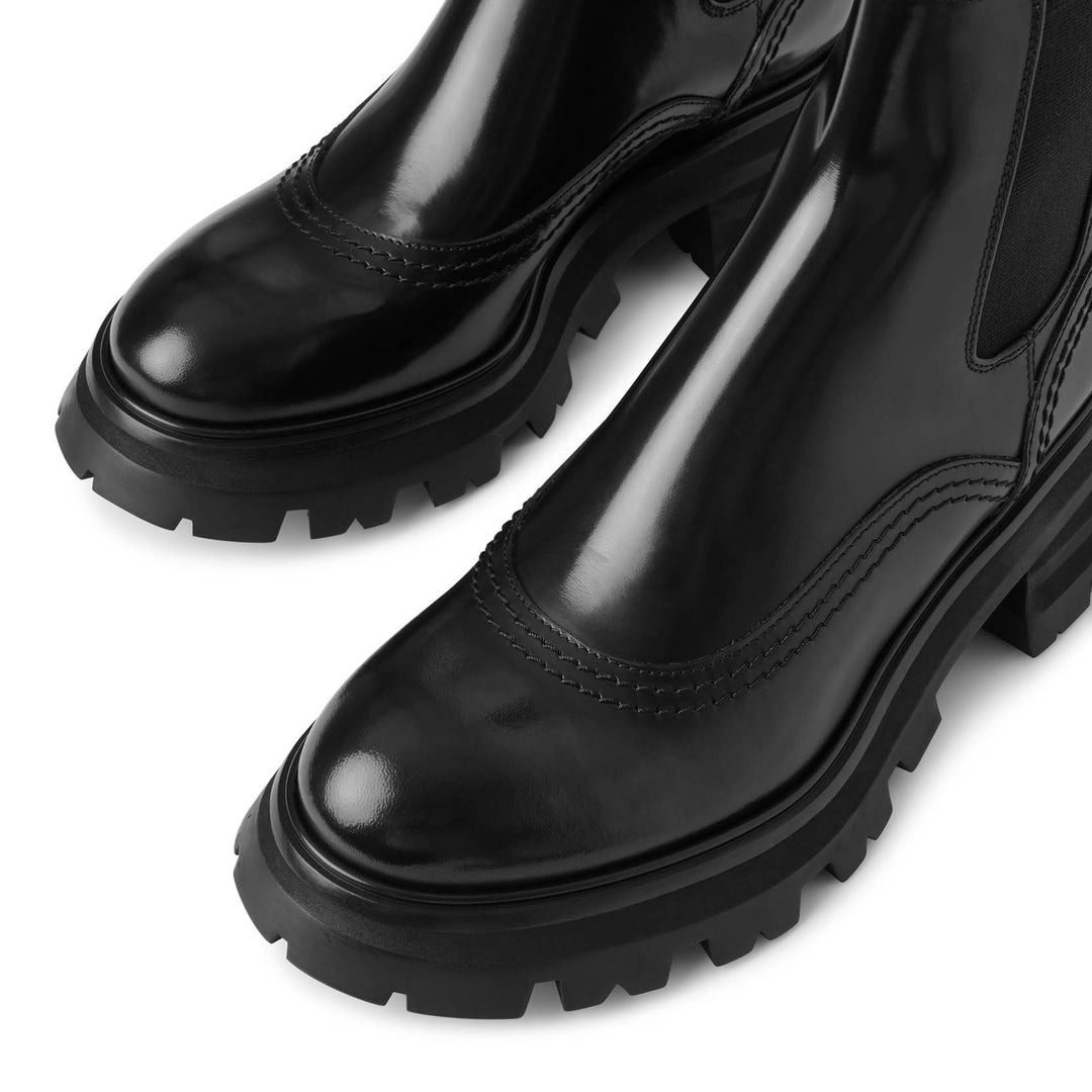 ショートブーツ・ブーティ Alexander Mcqueen Tread Chelsea Boots In Smooth Leather Alexander McQueen Tread Leather Chelsea Boots | Black | FARFETCH