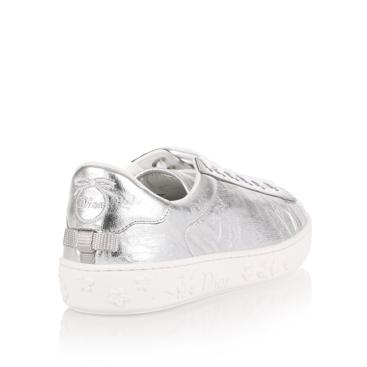 Silver crinkled leather sneaker