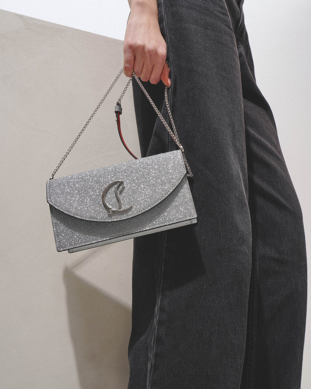 CHRISTIAN LOUBOUTIN Loubi54 グリッターレザークラッチ CHRISTIAN LOUBOUTIN Loubi54 グリッターレザークラッチ