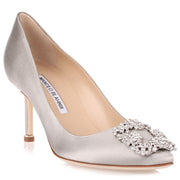 Hangisi 70 silver satin pump