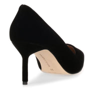 BB70 black velvet pump